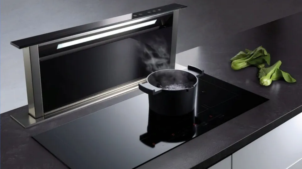 Индукционная варочная поверхность со встроенной вытяжкой: взвесим все за и против